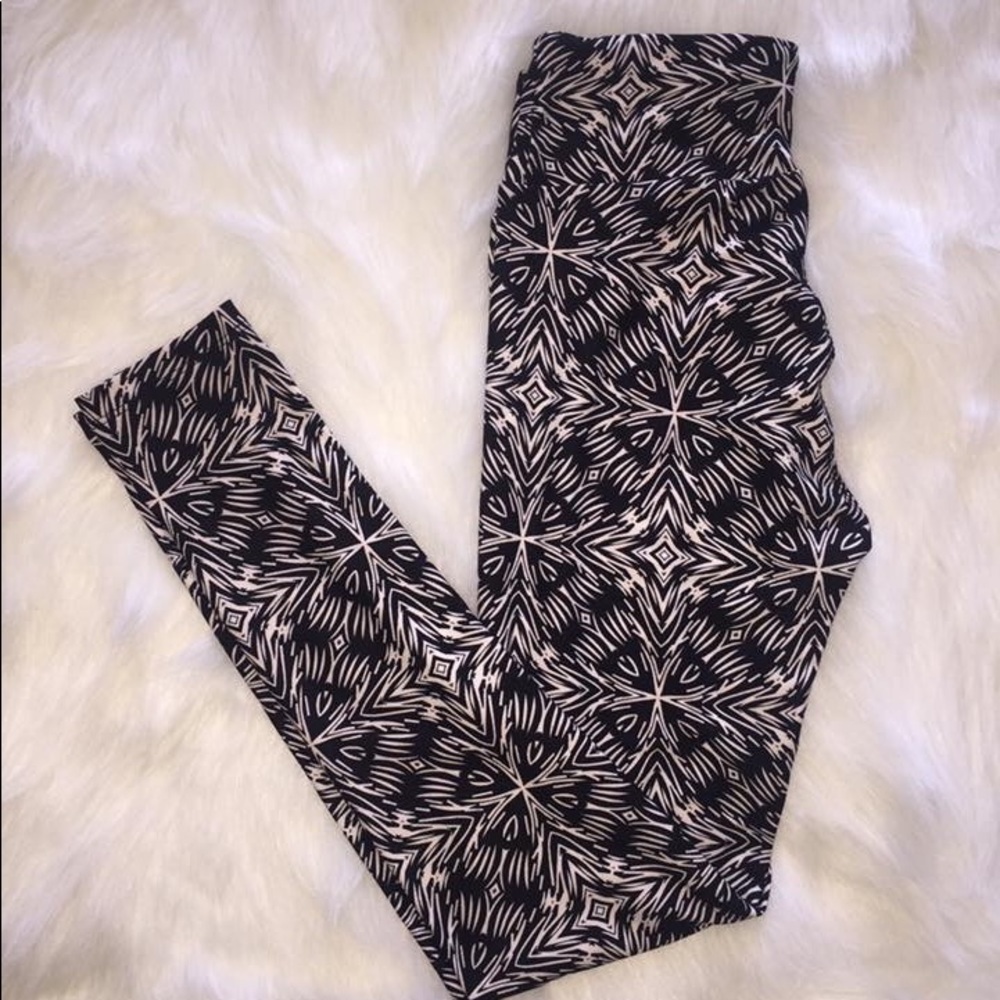 SOLD OS LEGGINGS