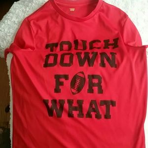 Boy's red Tek Gear short sleeve shirt