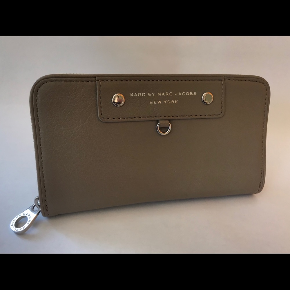 Marc by Marc Jacobs Grey Zip Around Wallet