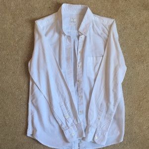 White GAP button up