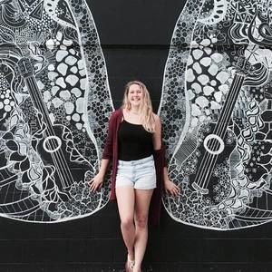 Meet your Posher, Brooke