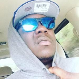 Meet your Posher, Larry