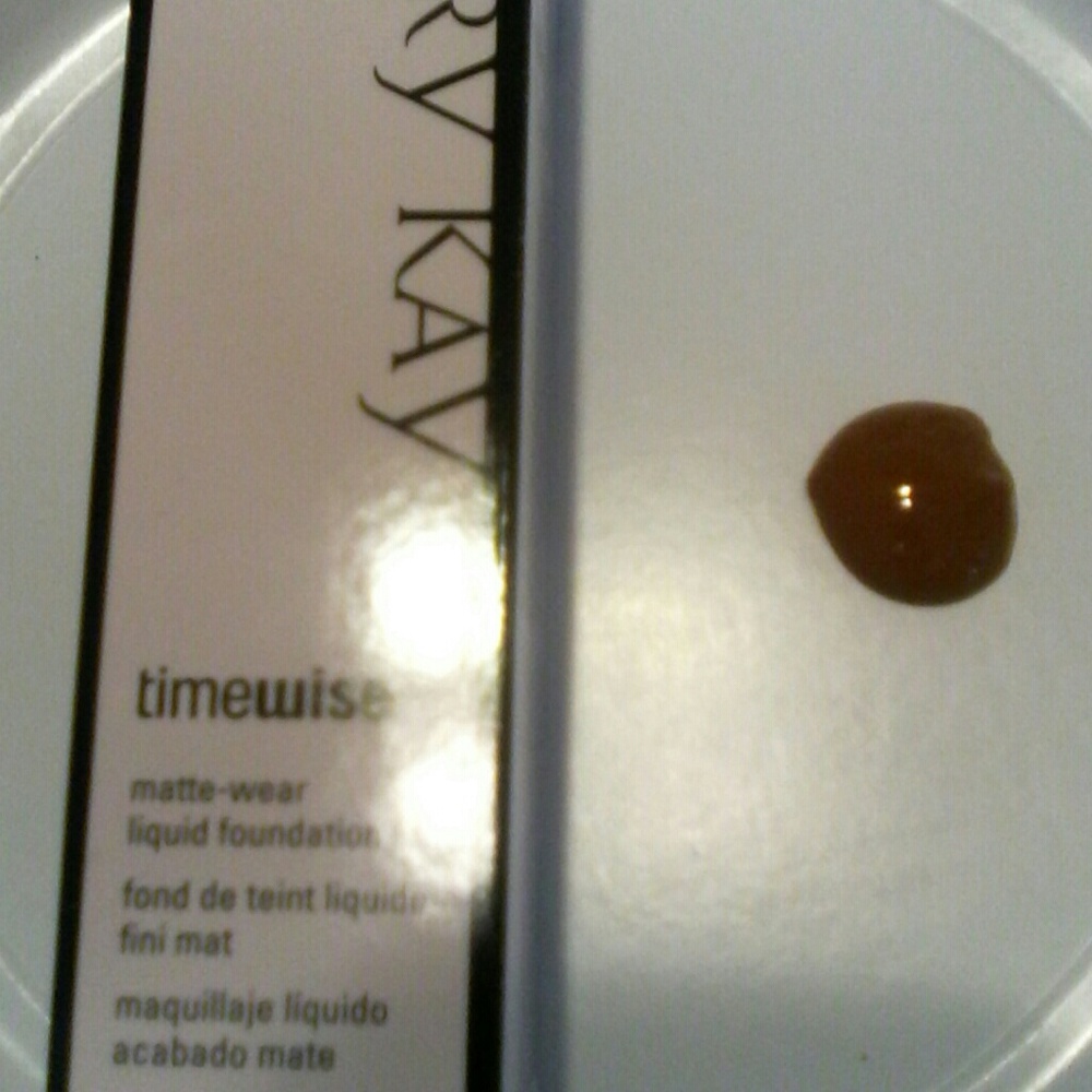 Mary Kay matte-wear liquid foundation