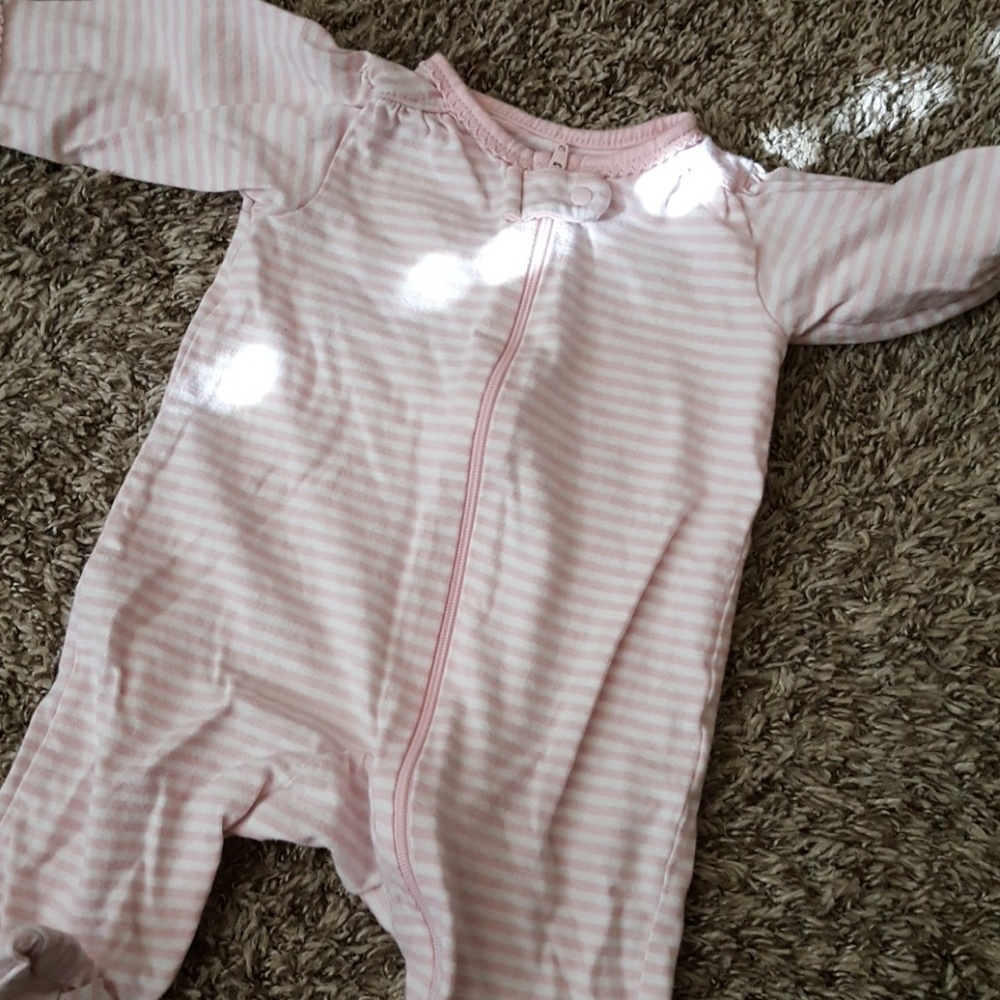 Pyjama set - Picture 2 of 3