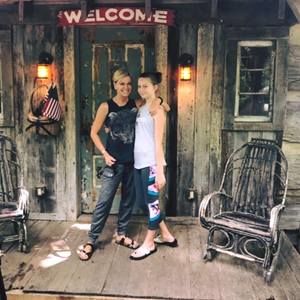 Meet your Posher, Staci