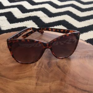 Women’s Sunglasses!