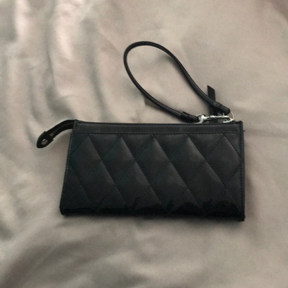 Wristlet - Picture 2 of 4