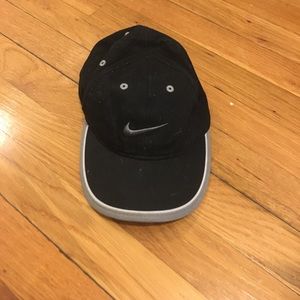 Youth Velcro NIKE hat 4-7.