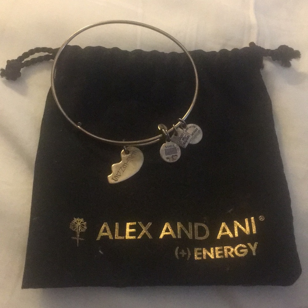 👭💗Alex and Ani 👭💗