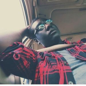 Hi, my name is Düvāl-Aristotlë & welcome 💋