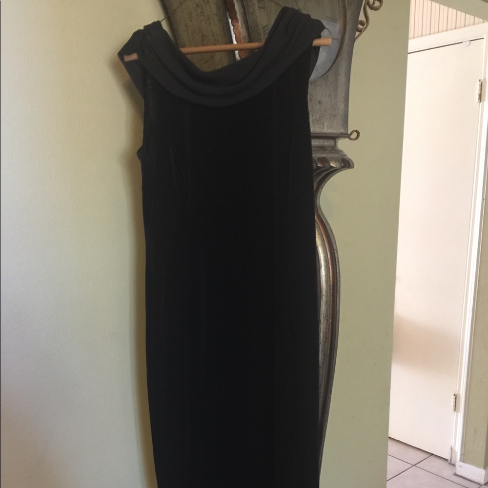 Long Black Velvet Dress