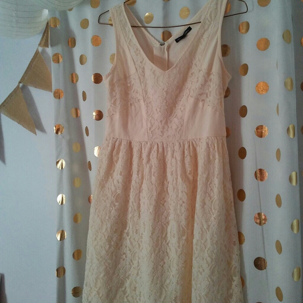 American Eagle Ivory Lace Dress