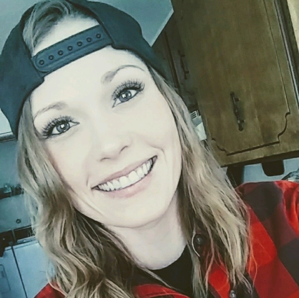 Meet your Posher, Alyssa