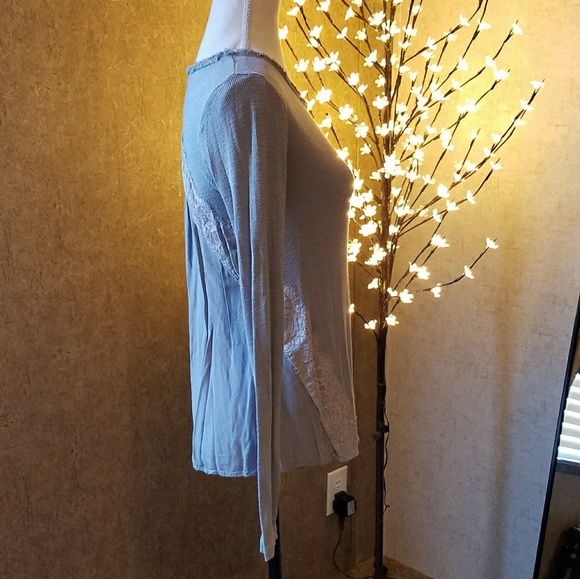 DONATED - Picture 2 of 4