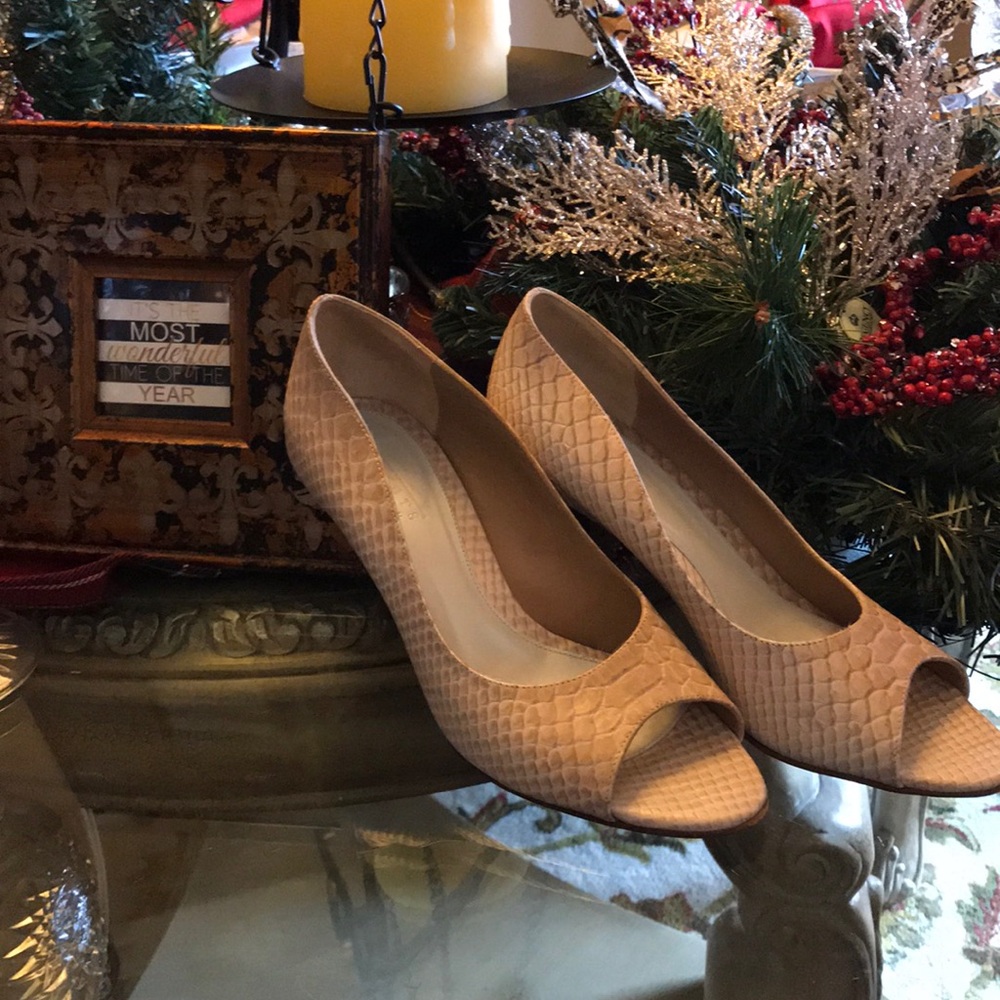 Talbots crocodile heels