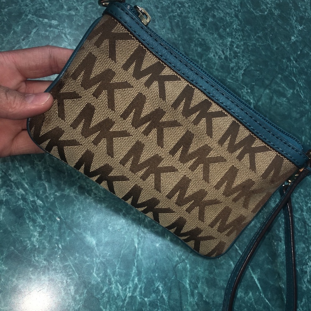 Michael Kors Wristlet