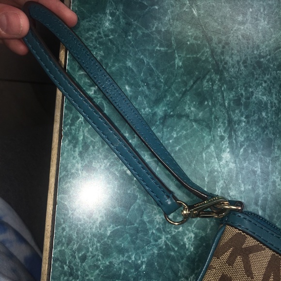 Michael Kors Wristlet - Picture 7 of 7