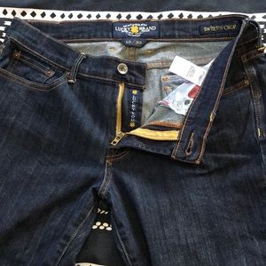 🍀 Lucky Brand Jeans 🍀