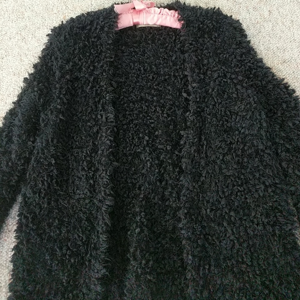 Fuzzy hollister sweater