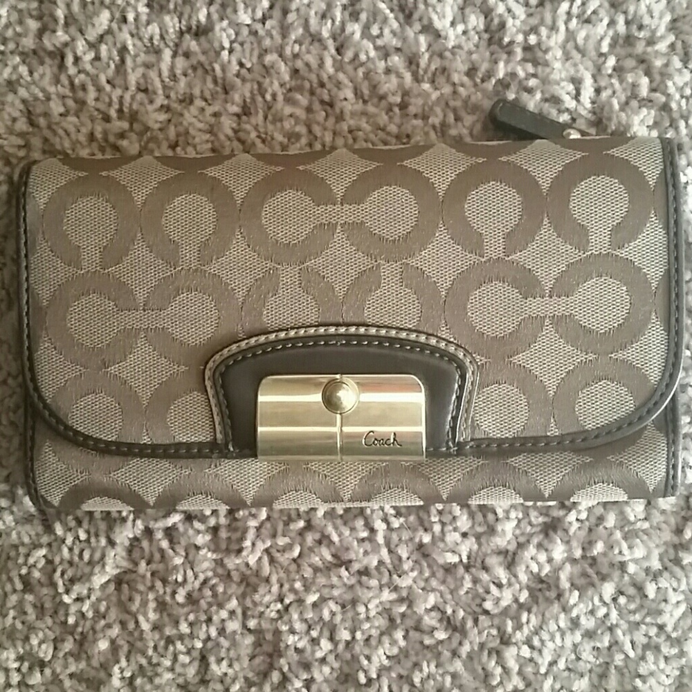 Coach wallet