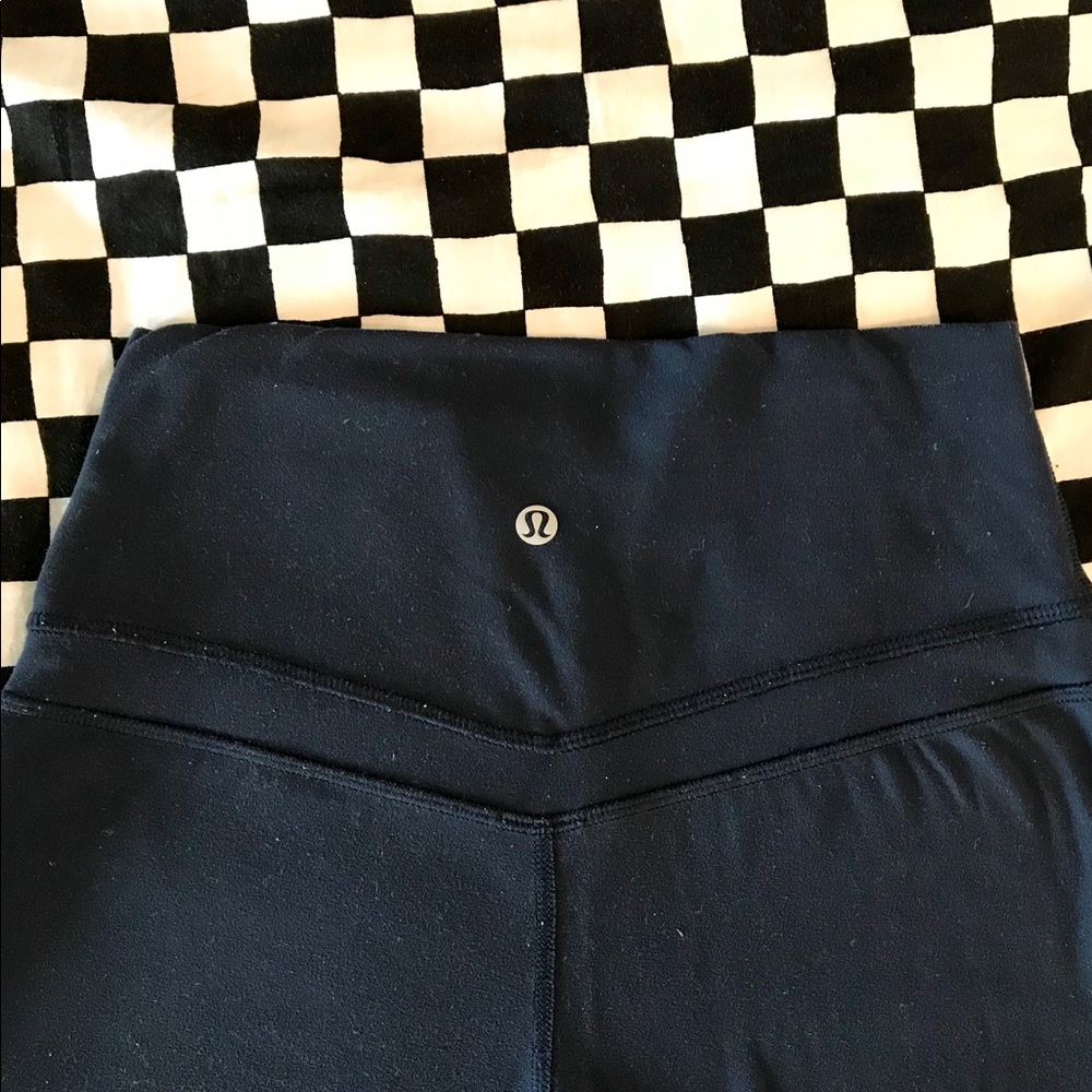 Navy Lululemon Cropped Yoga Pants