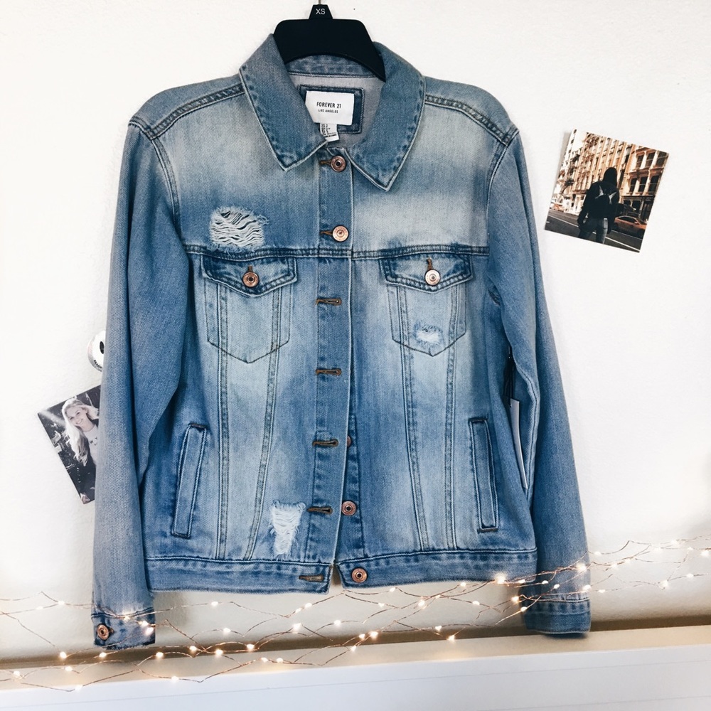 NWOT Embroidered Jean Jacket ♡