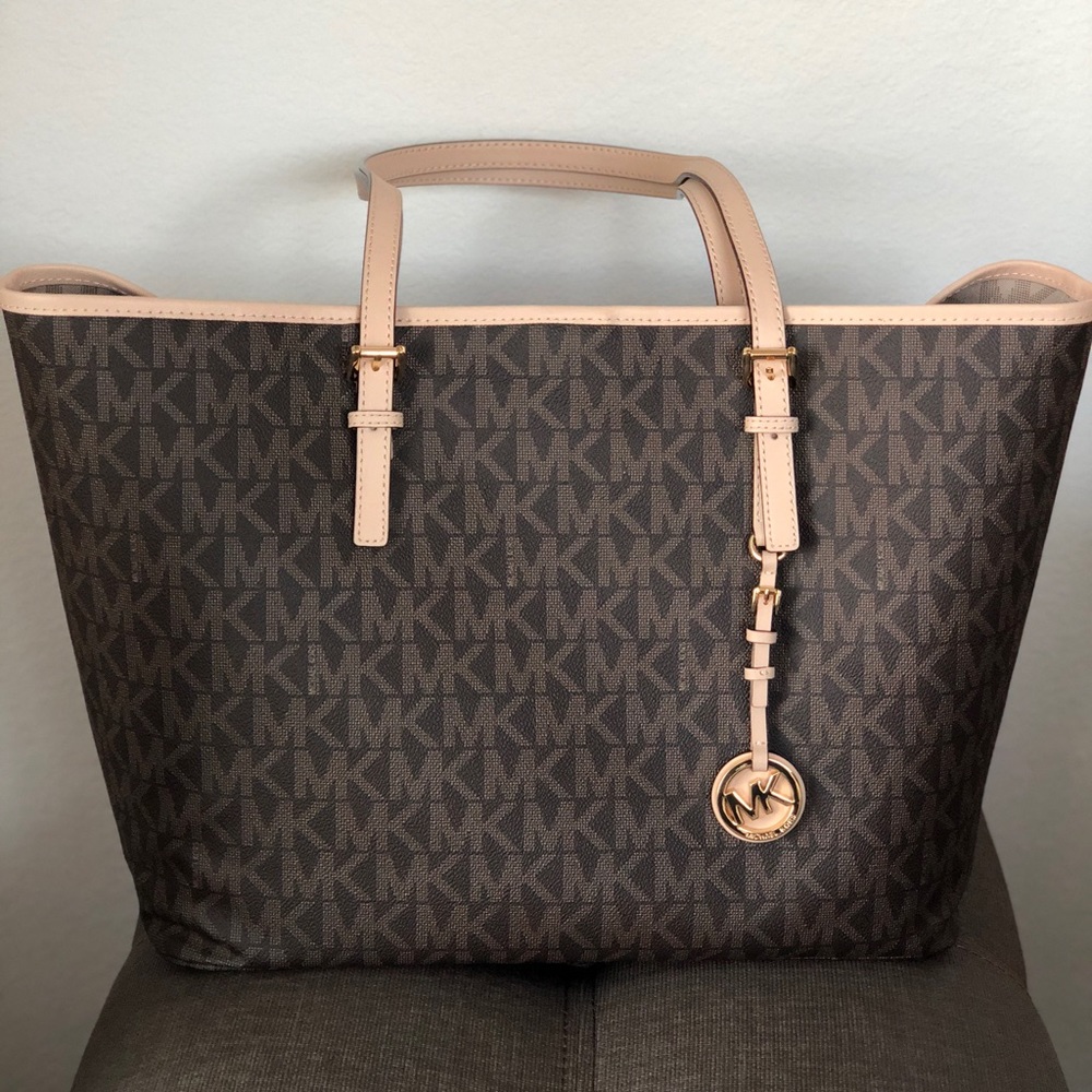 ONE LEFT!! NWT Michael Michael Kors Jet Set Travel - Picture 6 of 7