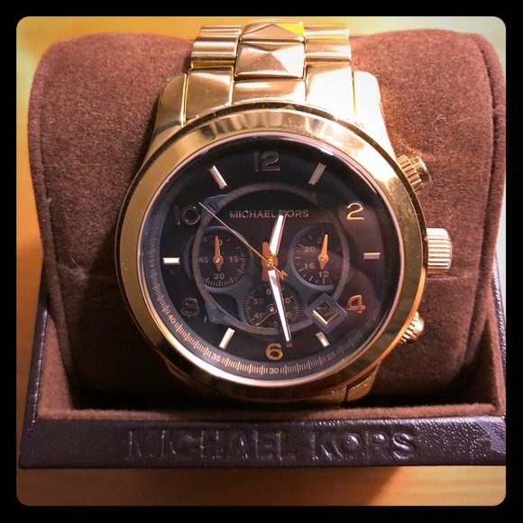 New Michael Kors Gold tone watch main image 4