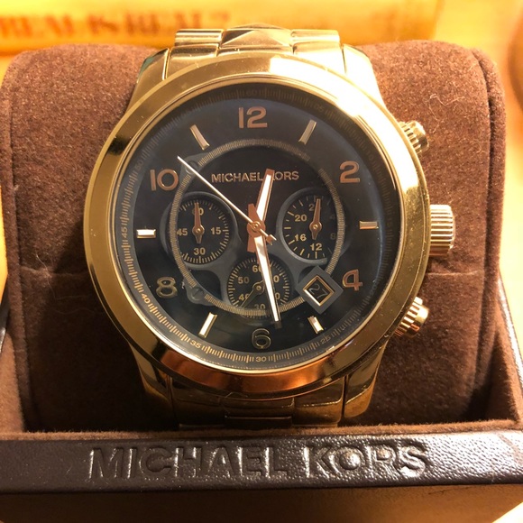 New Michael Kors Gold tone watch main image 7
