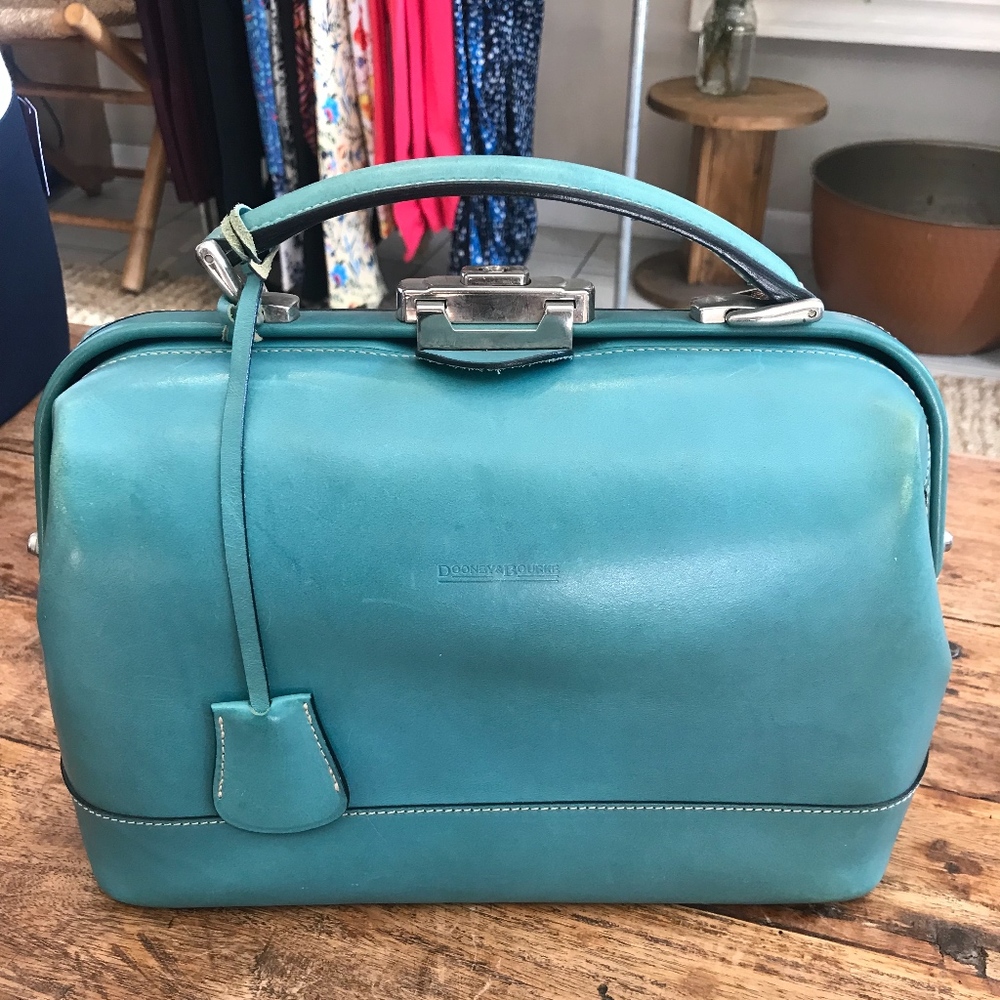 Dooney & Bourke Bag