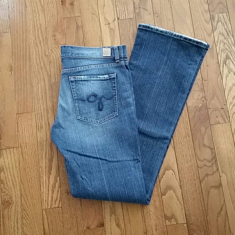 Guess jeans..32.5 inseam..