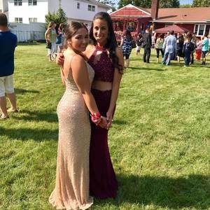 Meet your Posher, Nicole