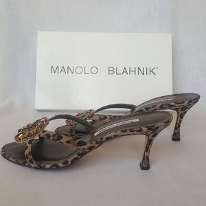 Vintage Manolo Blahnik (9 US/39 EU)