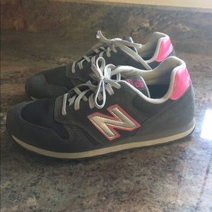 New Balance Pink and Gray 8.5