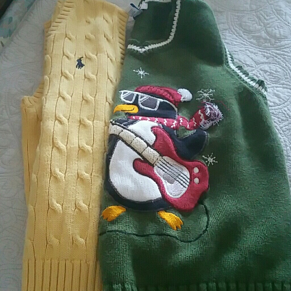 Children's Sweater vest x2