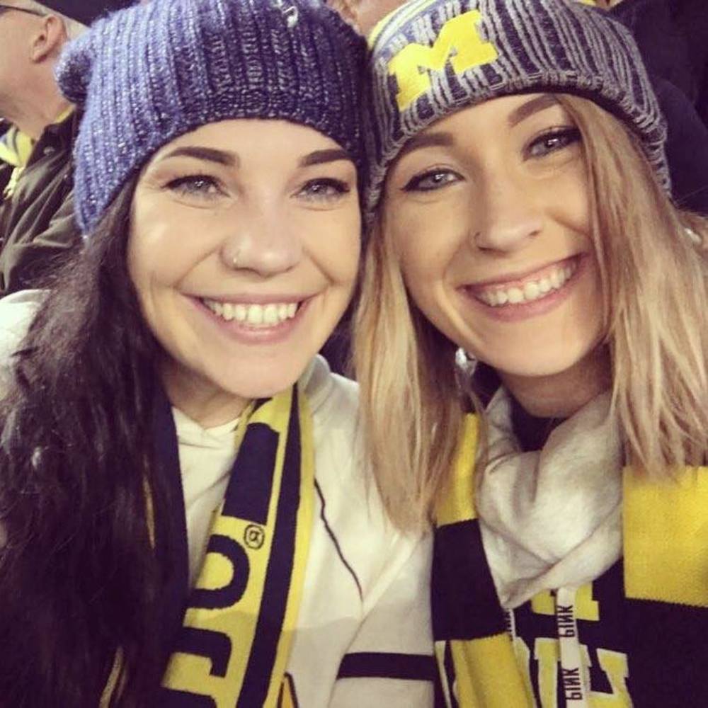 Meet your Posher, Claire