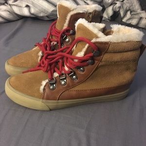 American eagle high tops