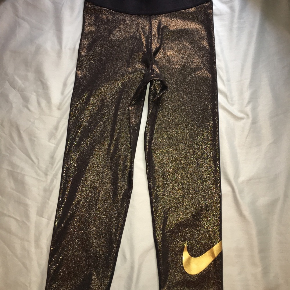 Nike Pro Dri-Fit cropped leggings
