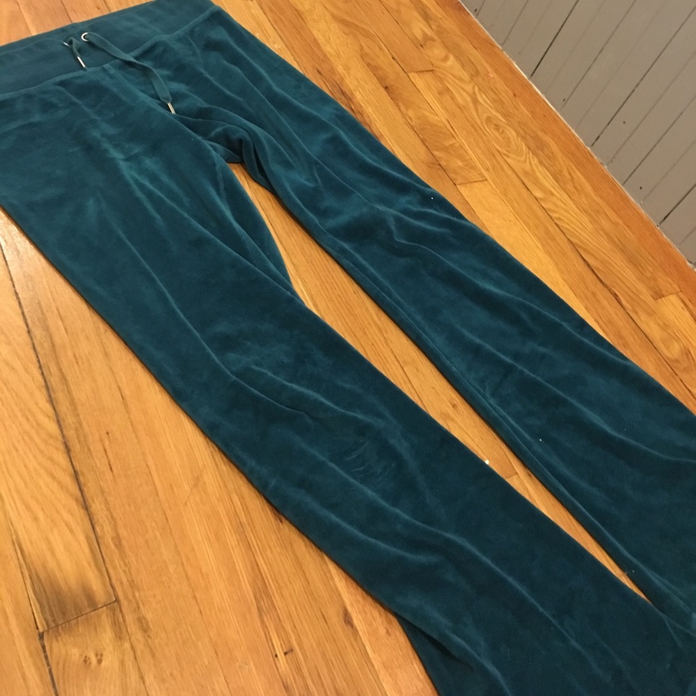 Cozy long velour express sweats size M no flaws.