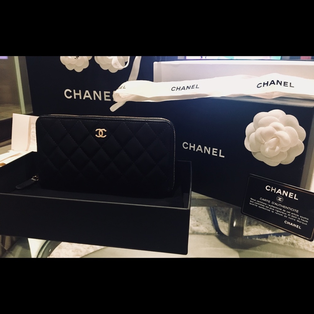 Chanel lambskin wallet