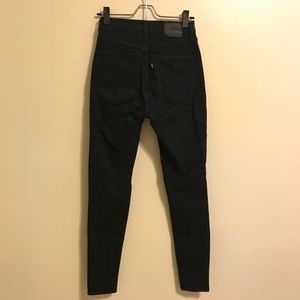 Levi's Mile High Super Skinny in Ink Wash, size 27