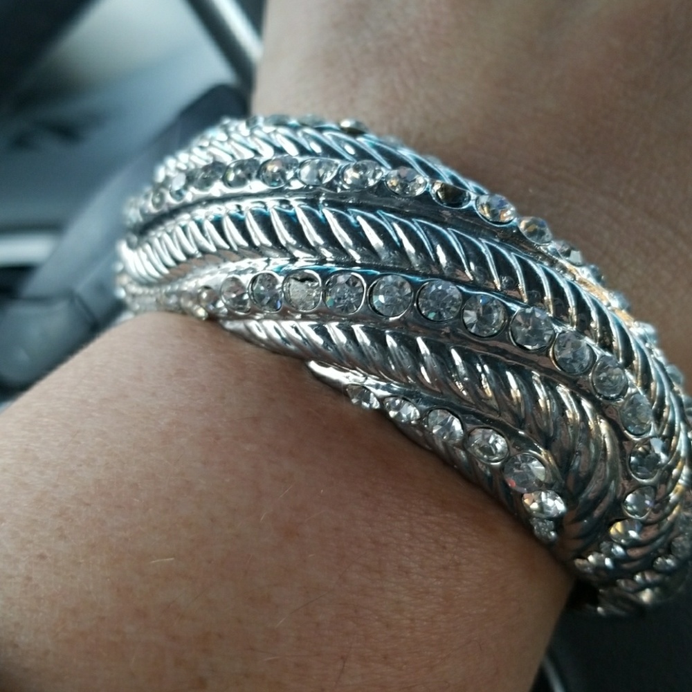 Sparkling bracelet
