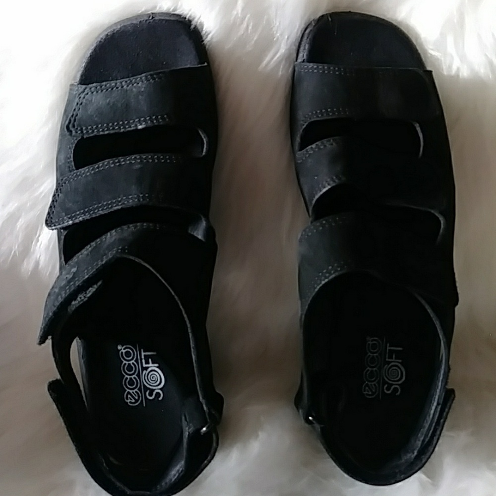 ecco shock three strap sandals