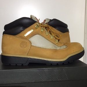 Timberland boot size 6 (Kids) Price is negotiable