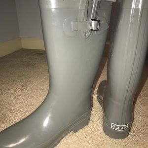 Women’s Grey Rain Boots