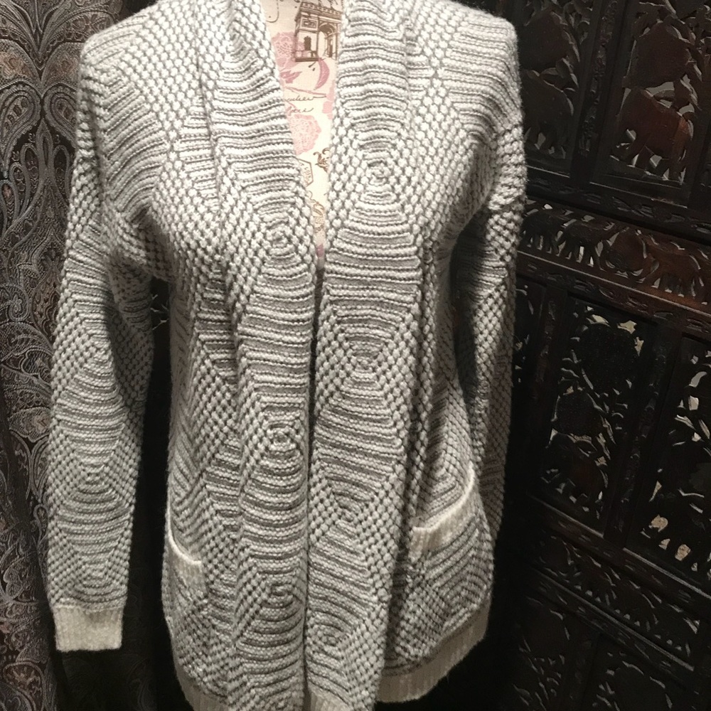 Merona CARDI GREY/WHITE BNWT W/POCKETS BNWT