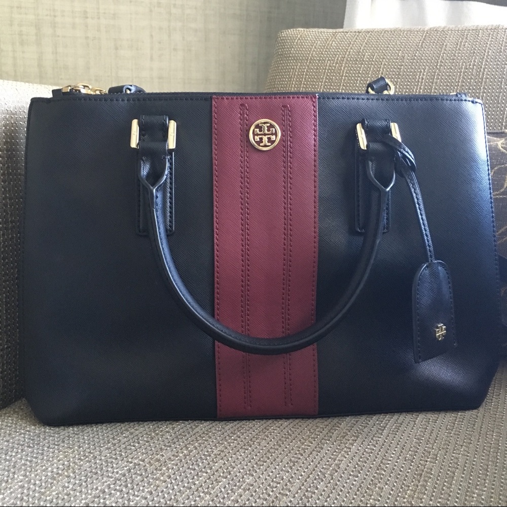 Classic Tory Burch Robinson Strip Double zip Tote