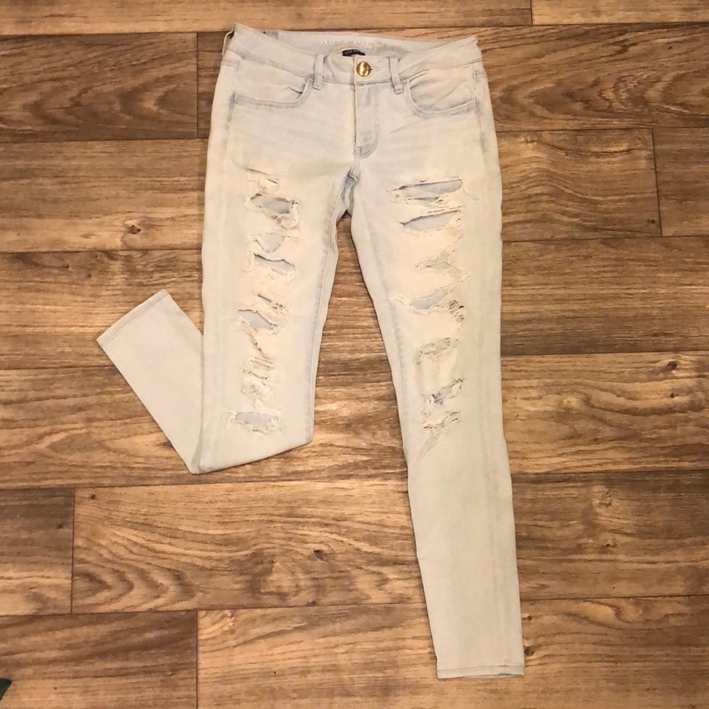 American Eagle Destroyed Jeans
