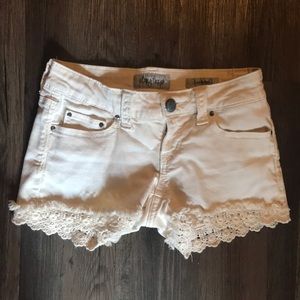 DAYTRIP Shorts