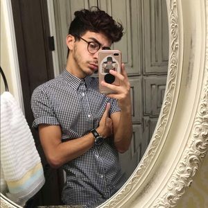 Meet your Posher, Nathan